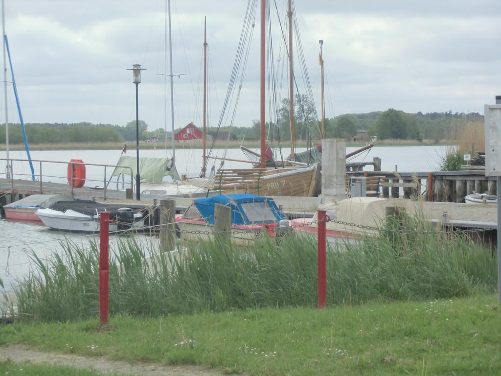 Apartmán Tor Zum Darss Pruchten Exteriér fotografie